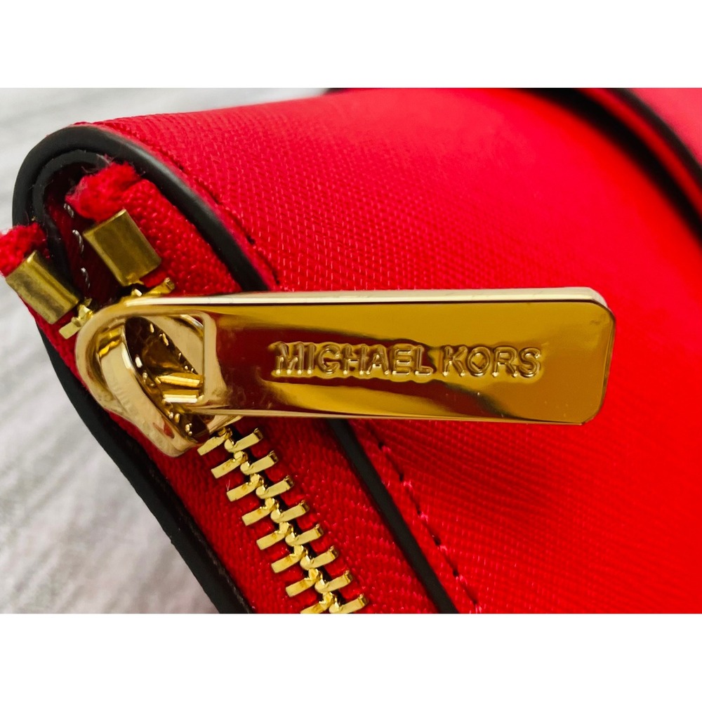 Michael Kors Charlotte Large Tote Vibrant Red Durable Saffiano Leather Handbag - Picture 6 of 12